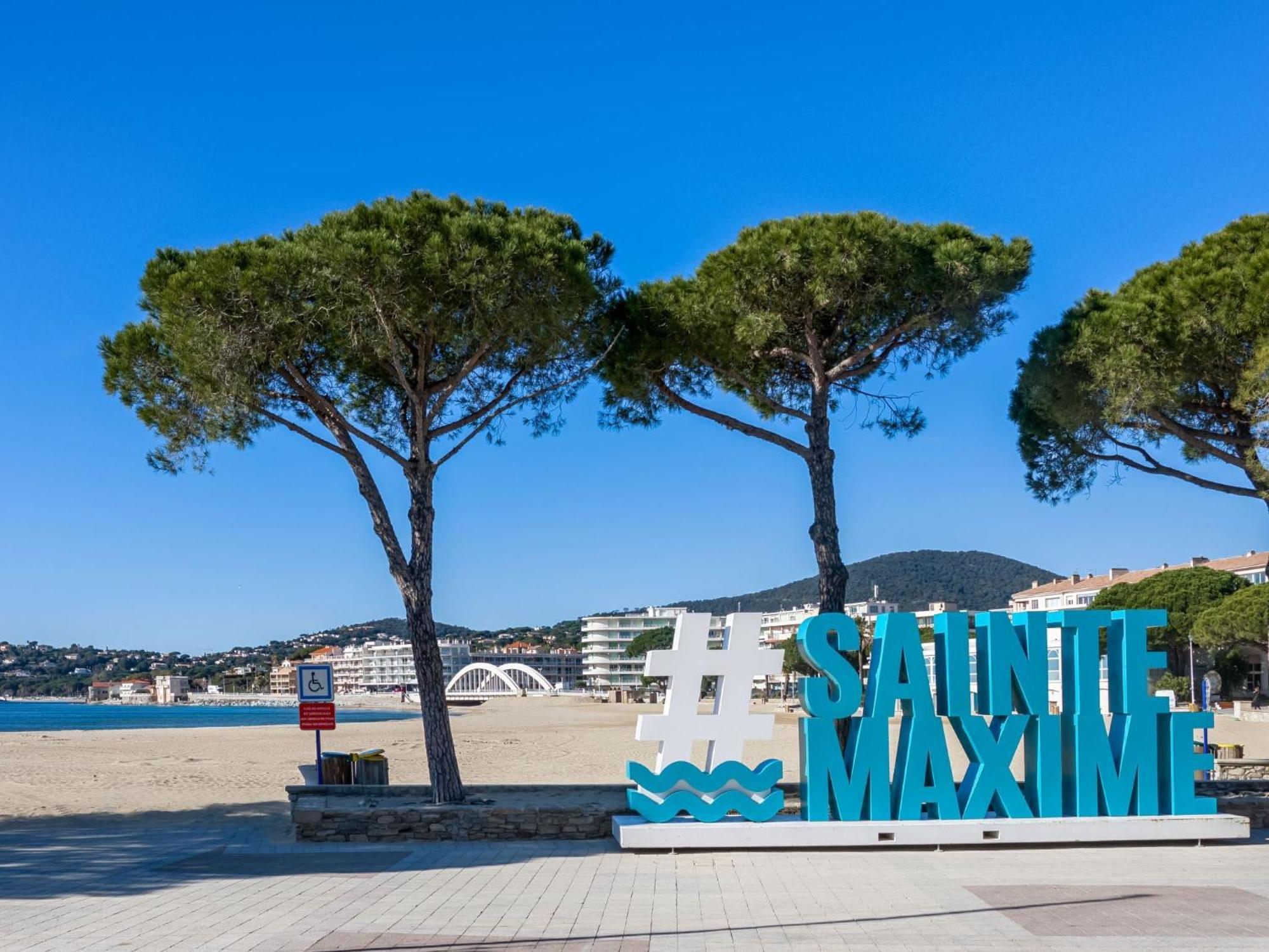 Studio Residence Azur By Interhome Sainte-Maxime Bagian luar foto